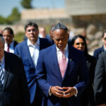 Netanyahu, Gantz announce unity government