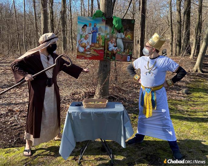 Jordan Goldberg plays the Egyptian Pharaoh while Mendel Kaplan plays Moses at this year's Ultimate Passover Experience in Franklin Lakes, N.J. (Credit: Chabad of NW Bergen County)