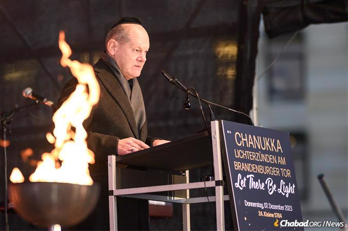 Chancellor Sholz spoke of antisemitism, past and present. - Photo: Chabad of Berllin