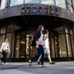 Burqa Wearing Thief Steals $1M in Jewels from Piaget in Hudson Yards