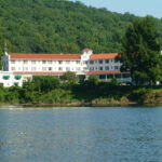 International Travelers Report Canadian Quarantine Hotels Are a Total Disaster