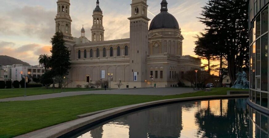 The University of California, San Francisco at sunset. Credit: Jallen8307 via Wikimedia Commons