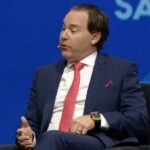 Tucker Carlson Excoriates Joe Biden Over  Claims of ‘Showers’ With Daughter As Ashley’s Journal Creeps Back Into News