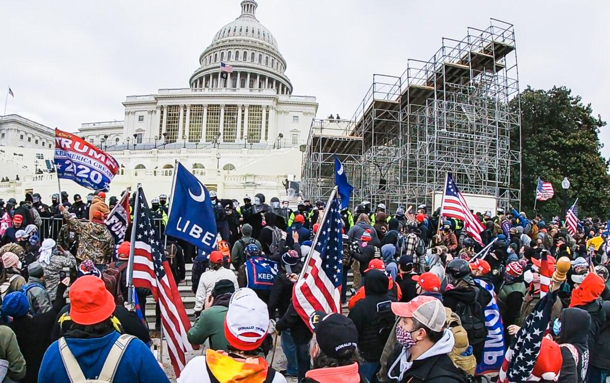 Protesters gather at the police line on the west side of the U.S. Capitol on Jan. 6, 2021. (Special to The Epoch Times)