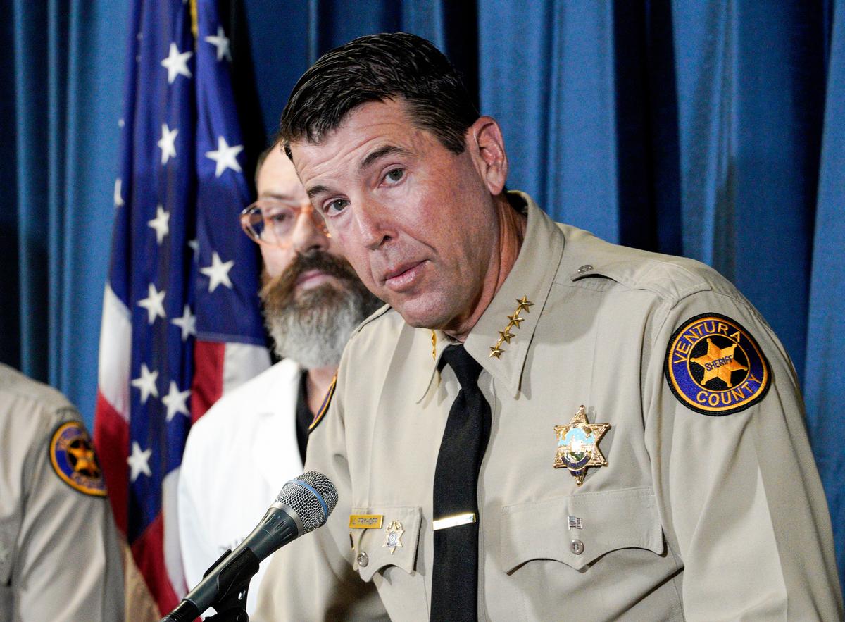 Ventura County Sheriff Jim Fryhoff takes questions as Chief Medical Examiner Dr. Christopher Young looks on at the Ventura Sheriff's East County Station in Thousand Oaks, Calif., on Nov. 7, 2023. (AP Photo/Richard Vogel)