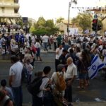 DRAMATIC FOOTAGE: Jew Nearly Lynched Outside Old City, Loses Control Of Car, Rams Into Arabs