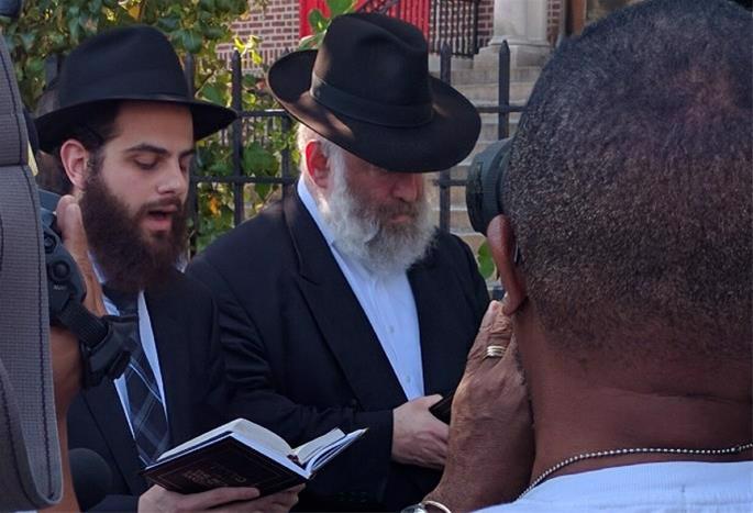 Rosenbaum at a recent memorial gathering for his brother, Yankel.