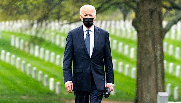 President Joe Biden arrives to lay a wreath and observes a moment of silence on Wednesday, April 14, 2021, at Arlington, National Cemetery in Arlington, Virginia. (Official White House photo by Cameron Smith)