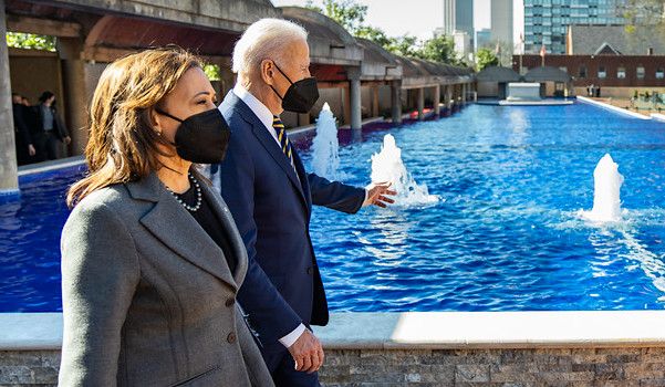 Joe Biden and Kamala Harris arrive at the Martin Luther King Jr. Center for Nonviolent Social Change Tuesday, Jan. 11, 2022, in Atlanta. (Official White House photo by Adam Schultz)
