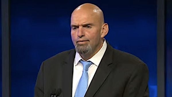 Democrat John Fetterman debates Republican Dr. Mehmet Oz in Pittsburgh, Pennsylvania on Tuesday, Oct. 25, 2022. (Video screenshot)
