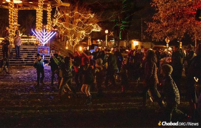 Glowing Menorah in Brunswick, Maine. (File photo)