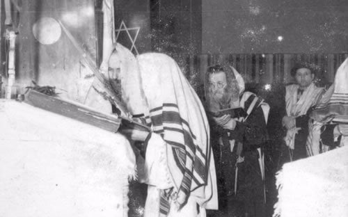 (Photo: Yad Vashem archives)