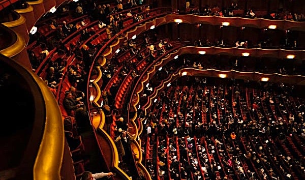 The Metropolitan Opera House in New York City (Photo by alevision.co on Unsplash)